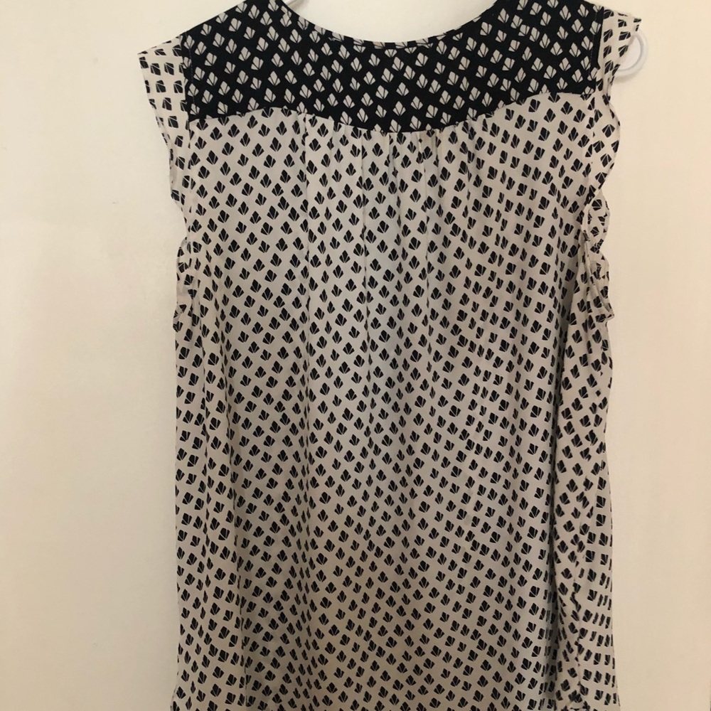 Black and white ruffled LOFT top
